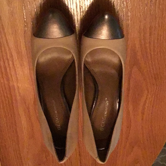 Platform pumps. - Picture 1 of 5